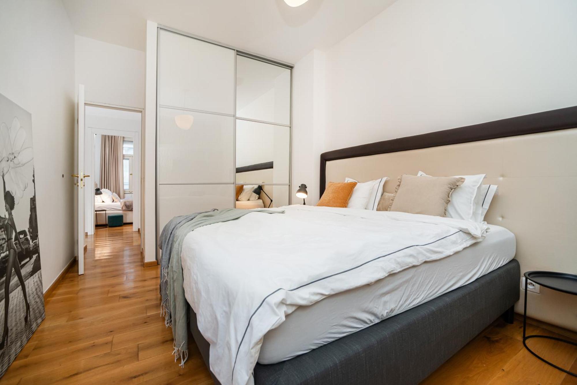 Large And Stylish In Apartment Prague