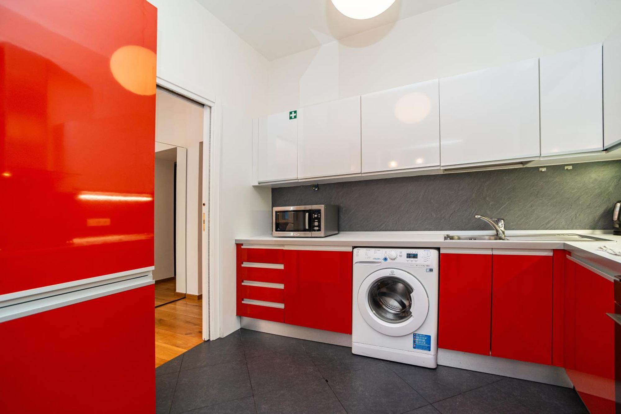 Apartament Large And Stylish In *